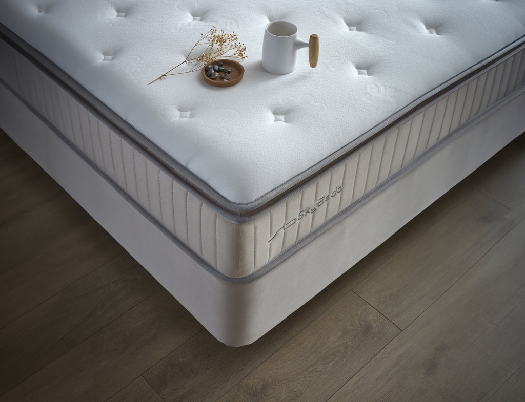 Boxspring met Opbergruimte Birdybedd - Complete set  - Luxe 7-zone matras 500 pockets/m² met ingebouwde topper - Cream